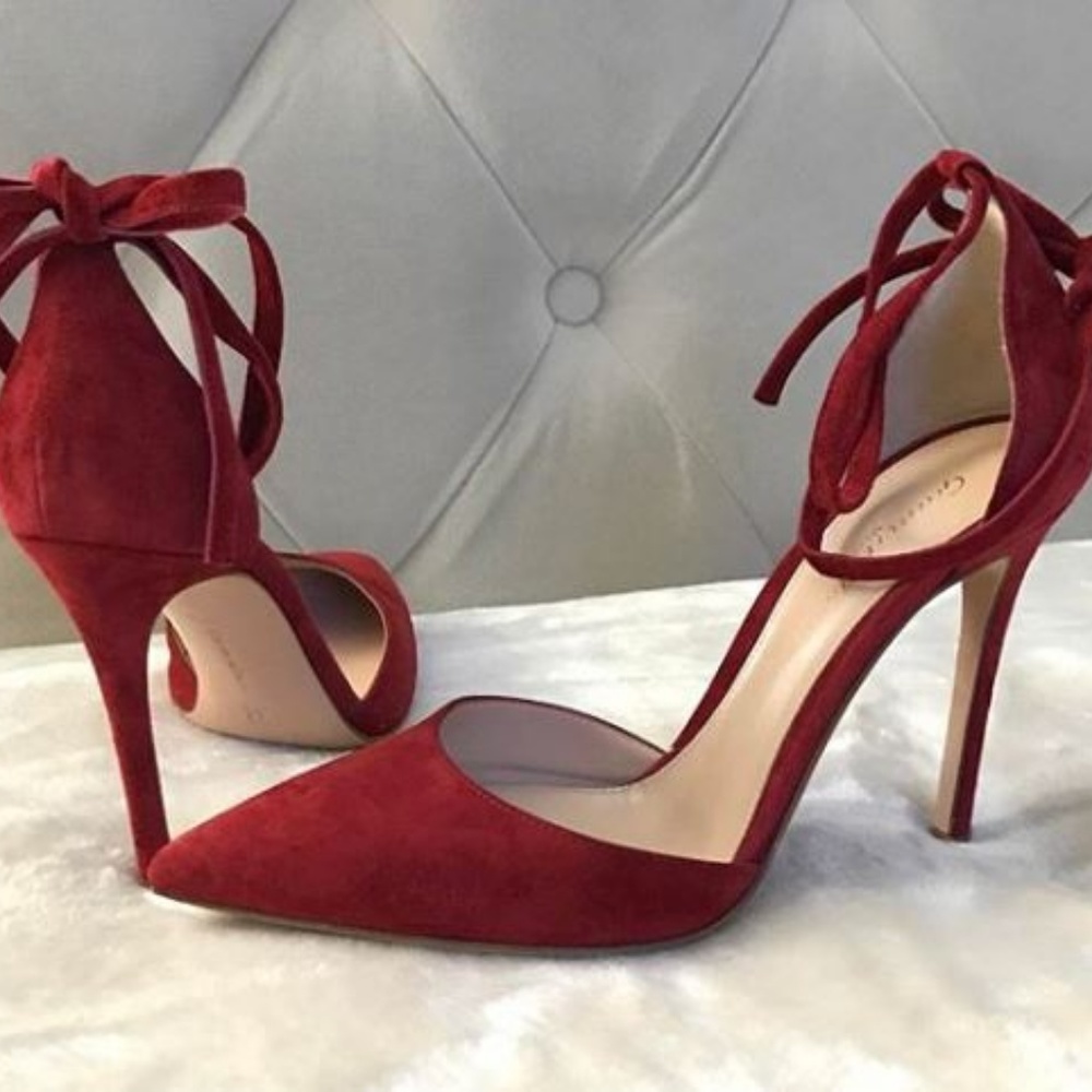 Gianvito Rossi Ankle Wrap Pump